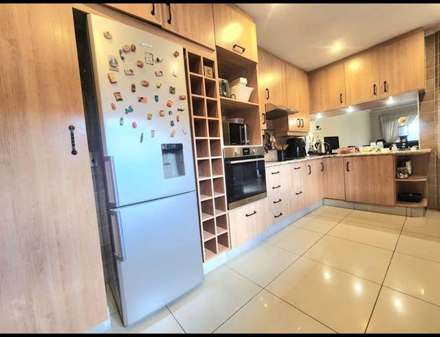 2 BEDROOM SIMPLEX FOR SALE IN BRACKENDOWNS